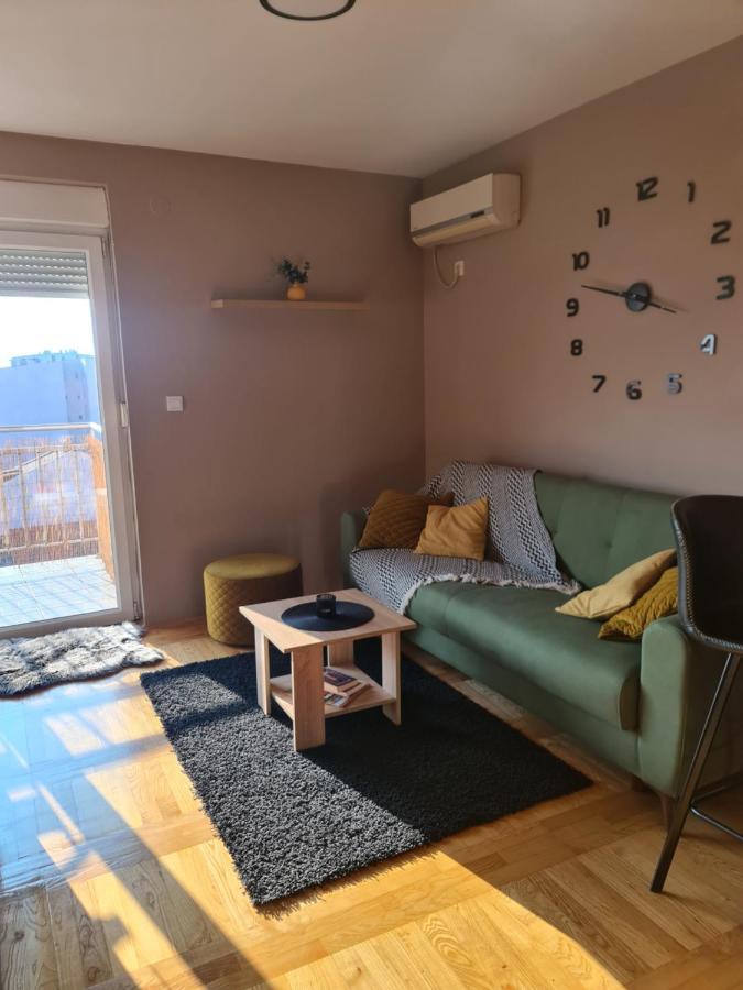 Apartman *Joy* Osijek Luaran gambar